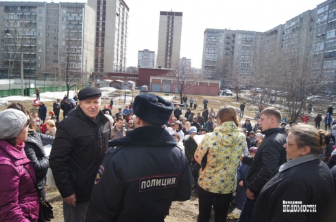 Свердловский депутат защитит бабушек от хулиганов