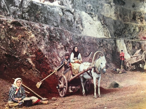 Демидов-центр в Нижних Сергах