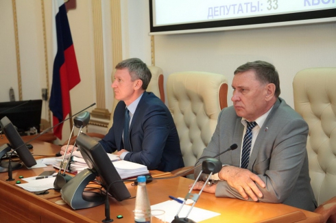 Зауральские депутаты потребовали рассекретить экономическое обоснование роста тарифов