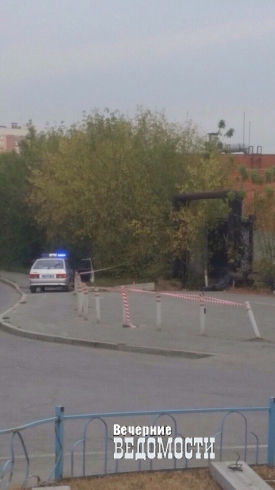 Около «Овощебазы №4» нашли труп с мешком на голове (шокирующие фото)