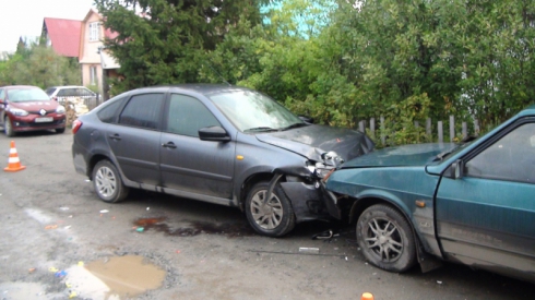 18-летняя девушка погибла в результате ДТП в Екатеринбурге (ФОТО)