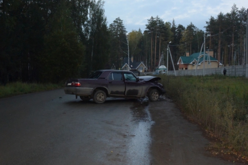 На окраине Екатеринбурга «Шанс» устроил на встречке ДТП с пострадавшими (ФОТО)