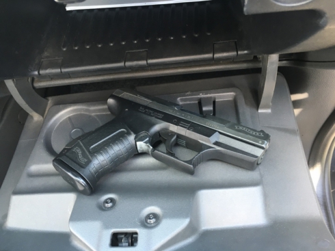 Свердловские полицейские задержали мошенников, похищавших средства с банковских счетов