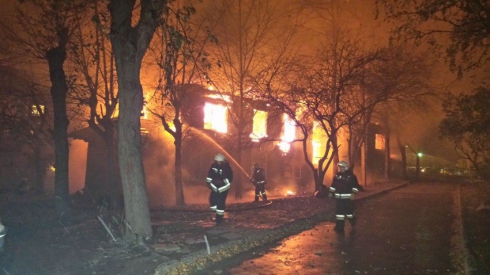 В Пионерском поселке сгорел аварийный барак