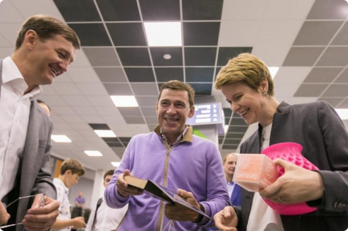 Евгений Куйвашев ознакомился с итоговыми проектами первой смены «Золотого сечения»