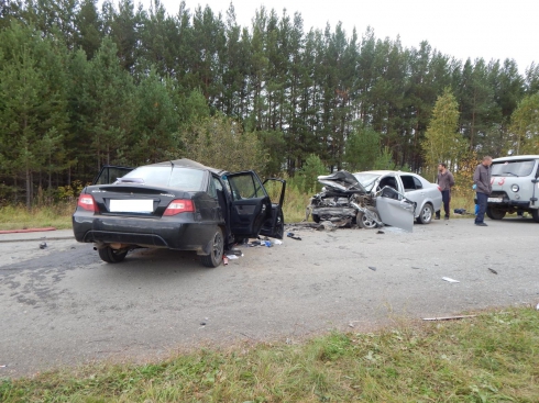 В Артинском районе столкнулись два автомобиля. Есть жертвы