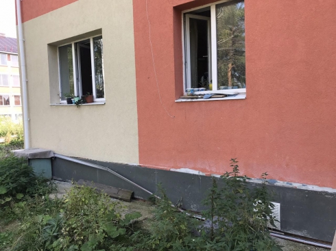 Квартиры переселенцев из аварийного жилья в Верхотурье атаковали насекомые