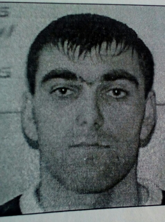 Свердловские полицейские разыскивают пострадавших от действий лиц, подозреваемых в мошенничестве в сфере страхования автотранспорта