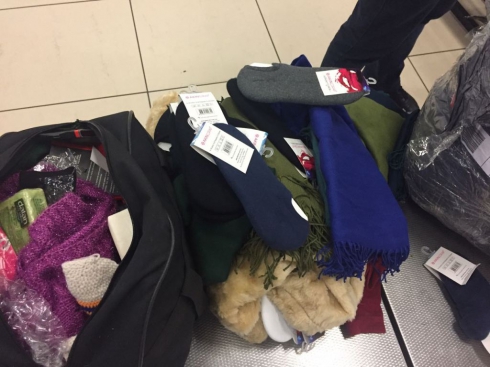 Свердловские таможенники обнаружили ювелирные  изделия в дубленке