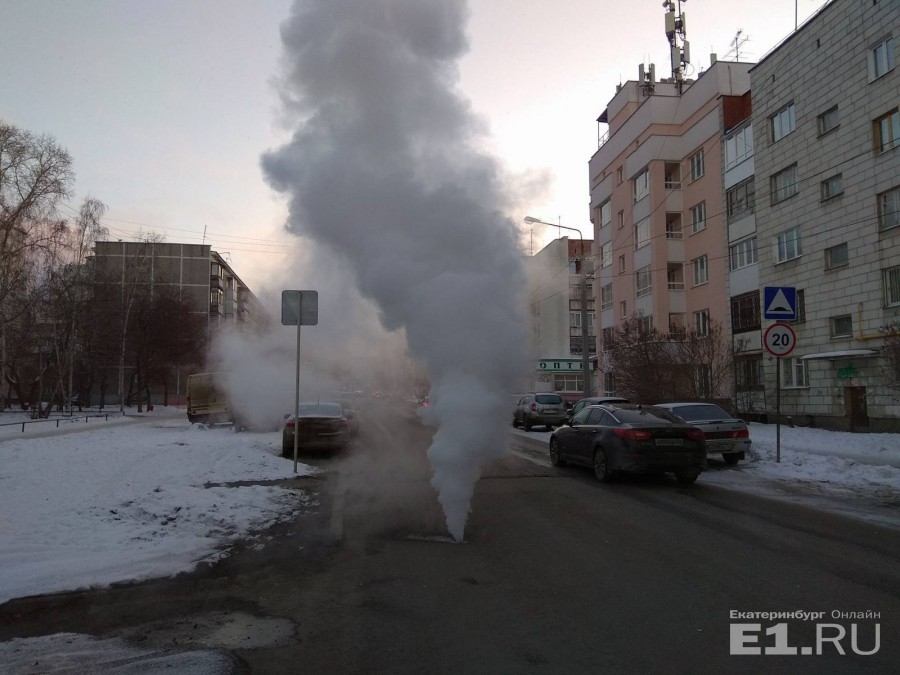 Коммунальная авария на ВИЗе. Подача тепла ограничена Коммунальная авария на ВИЗе. Подача тепла ограничена