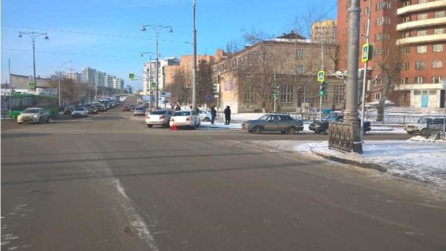 ГИБДД: сводка происшествий на территории Свердловской области за 21 февраля 2018 года ГИБДД: сводка происшествий на территории Свердловской области за 21 февраля 2018 года