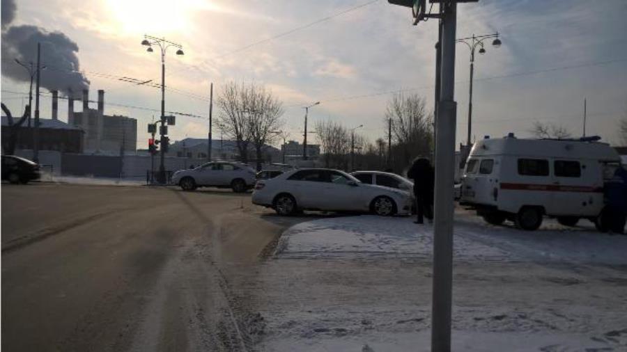 ГИБДД: сводка происшествий на территории Свердловской области за 21 февраля 2018 года ГИБДД: сводка происшествий на территории Свердловской области за 21 февраля 2018 года