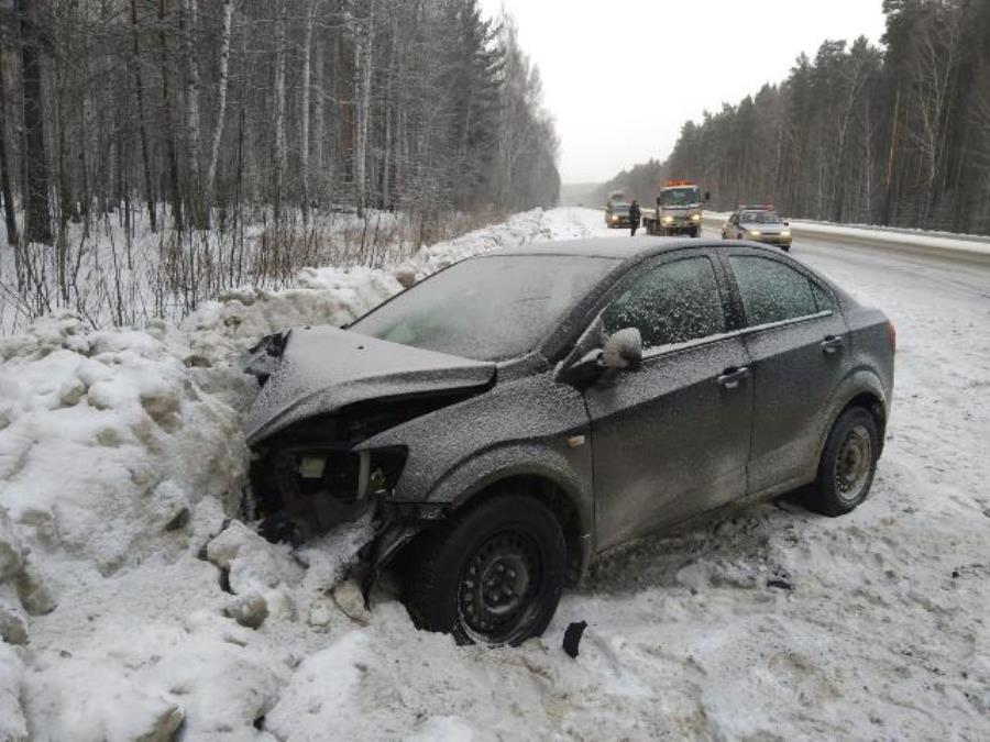 ГИБДД: сводка происшествий на территории Свердловской области за 21 февраля 2018 года ГИБДД: сводка происшествий на территории Свердловской области за 21 февраля 2018 года