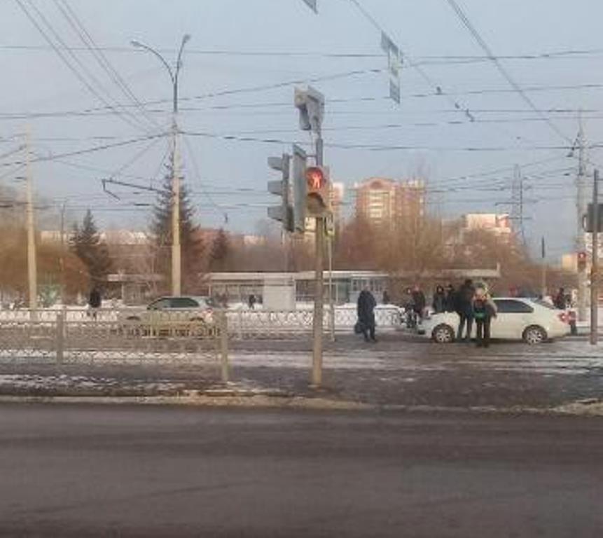 ГИБДД: сводка происшествий на территории Свердловской области за 21 февраля 2018 года ГИБДД: сводка происшествий на территории Свердловской области за 21 февраля 2018 года
