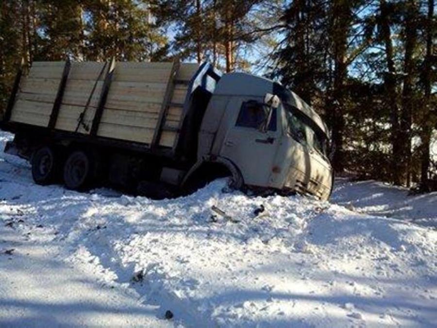 ГИБДД: сводка происшествий на территории Свердловской области с 30 марта по 1 апреля 2018 года