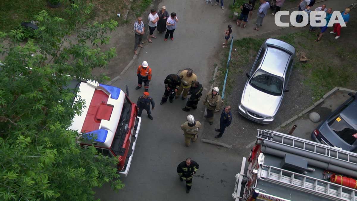 На Волгоградской пожарные спасли женщину, забывшую на плите гречневую кашу