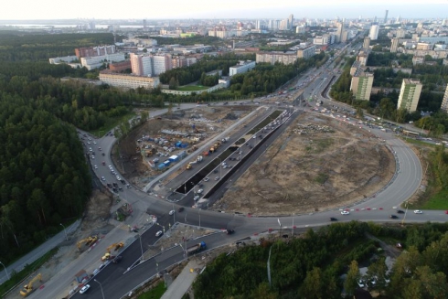 В Екатеринбурге открылась развязка на Серафимы Дерябиной — Объездной