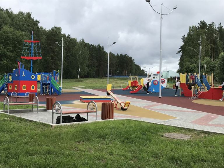 В Заречном торжественно открыли набережную Белоярского водохранилища