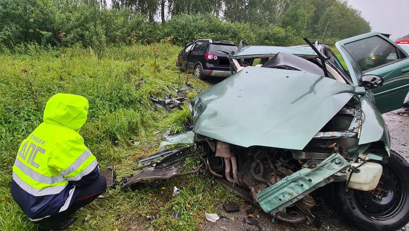 На свердловской трассе в ДТП погиб человек, еще трое получили травмы