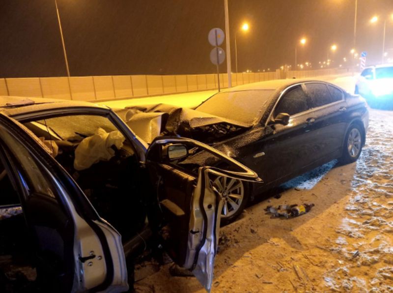 В лобовом ДТП в Екатеринбурге погиб человек